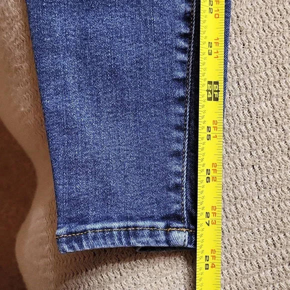 Good American Skinny Jeans, Size 2 26 - Picture 7 of 7